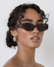 Velvet Canyon 'Momentum' Sunglasses - Havana Fonce