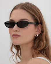 Lu Goldie 'Alexe' - Black