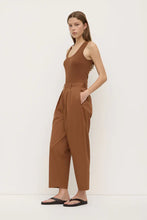 Assembly Label 'Geno Poplin Pant' - Earth