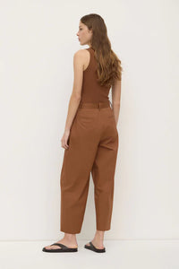 Assembly Label 'Geno Poplin Pant' - Earth