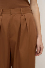 Assembly Label 'Geno Poplin Pant' - Earth