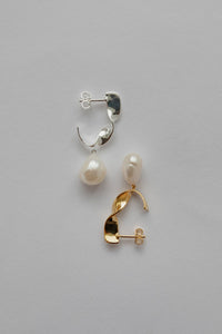 Flash Jewellery 'Sculpt Pearl Hoops' - Sterling Silver