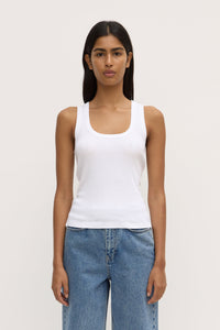 Assembly Label 'Robyn Scoop Neck Rib Tank' - White
