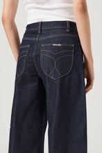Rolla's 'Gigi Barrel' - Super Rinse Denim