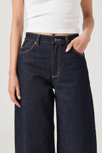 Rolla's 'Gigi Barrel' - Super Rinse Denim
