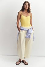 Lola Barrel Pant - Butter