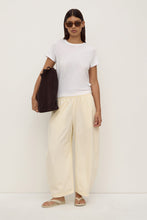 Lola Barrel Pant - Butter
