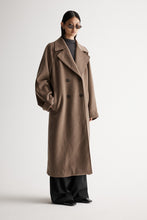 Elka Collective 'Winona Oversized Wool Coat' - Dark Camel
