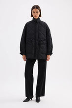 Atlas Puffer Jacket Black