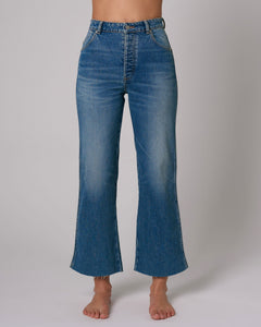 Rolla's 'Classic Flare Crop Seattle' - Vintage Blue
