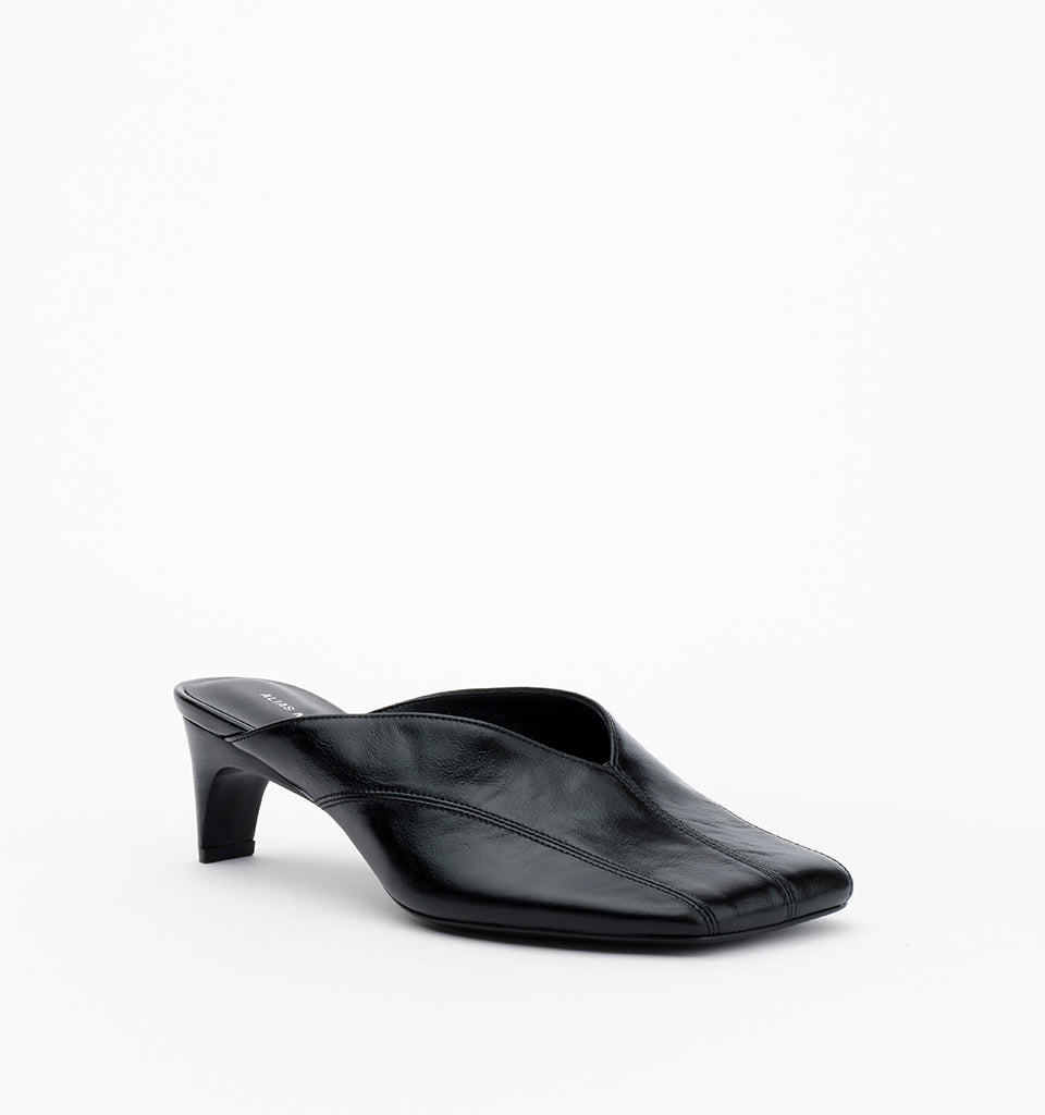 Alias Mae Rosa in Black Oily Crinkle, angled front view.