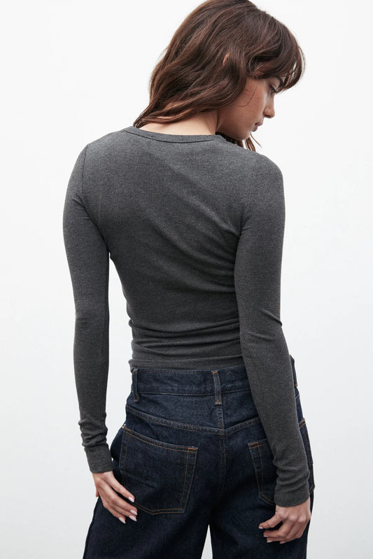 Bayse Brand Nyla Top in Dark Heather Grey — the Bayse Brand Nyla Top is an elevated everyday essential, featuring a flattering crew neckline and soft ribbed finish.