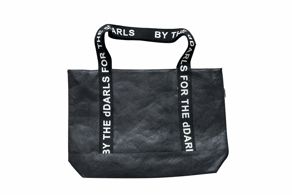 dDarl Everyday Bag — a lightweight carry with attitude.