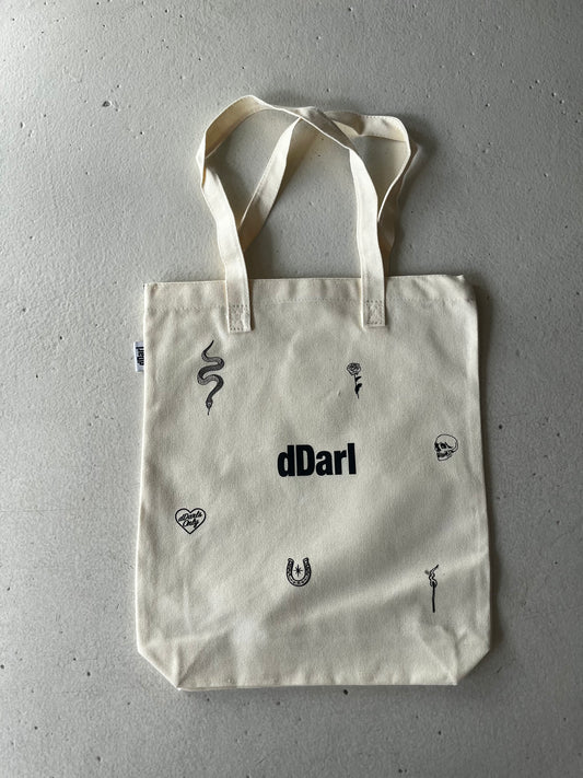 dDARL Tatt Tote in Black, product photo