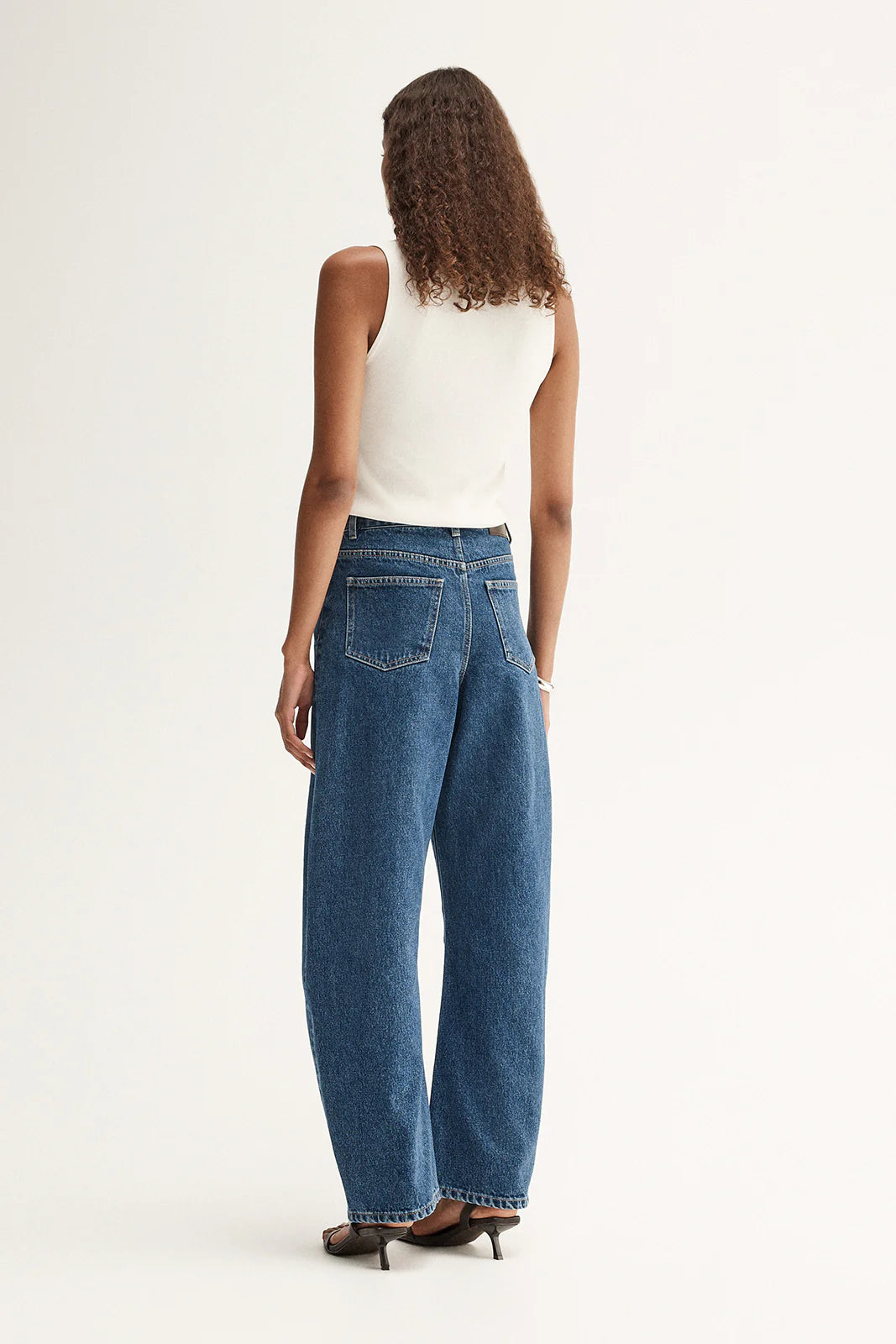 Elka Collective Mason Jeans in Dark Indigo — drawing influence from new season trends, the Elka Collective Mason Jeans in Dark Indigo bring a contemporary update to everyday denim.