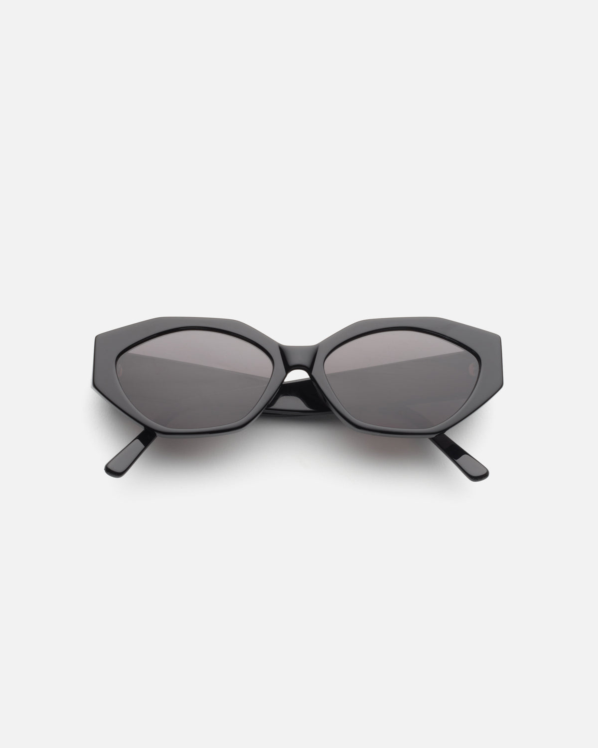 Lu Goldie - Eliana Sunglasses in Black — these honeys are the sunnies equivalent of spending an hour and a half doing no-makeup-makeup and woke-up-like-this hair.
