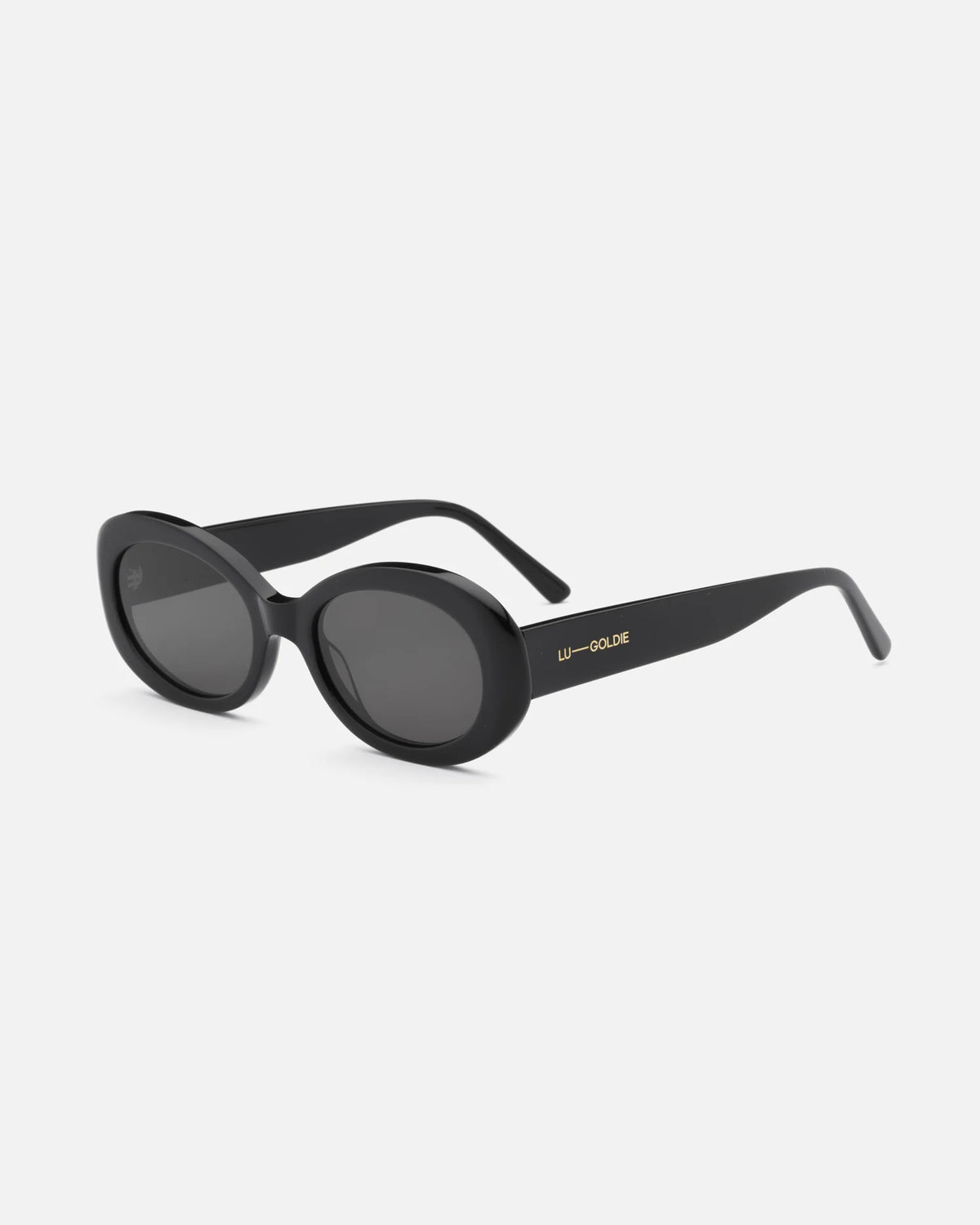 Lu Goldie Valentina in Black — they’re giving old money, mob wife, 60s superstar paparazzi’d descending from her private jet.