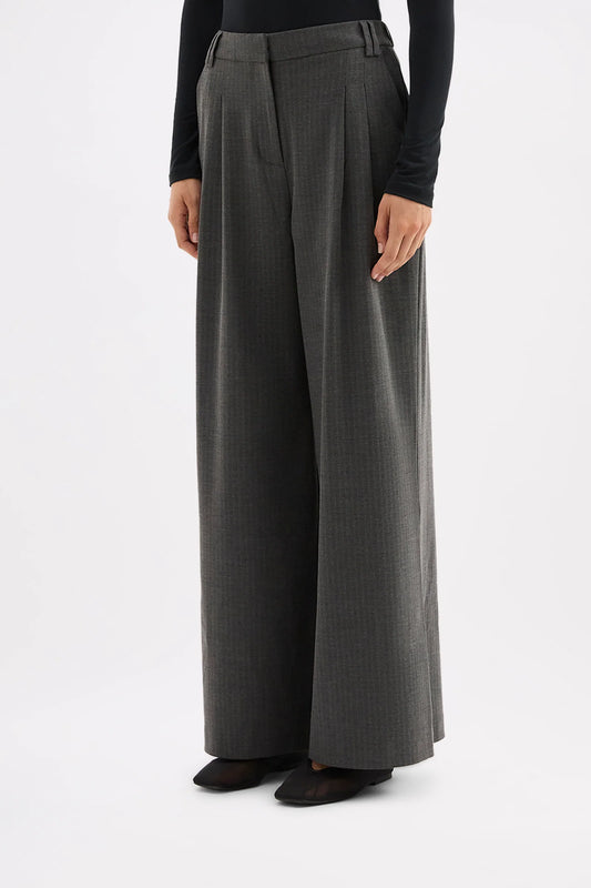Nude Lucy Fosca Pant in Charcoal — the elevated seasonal staple your capsule wardrobe has been waiting for.