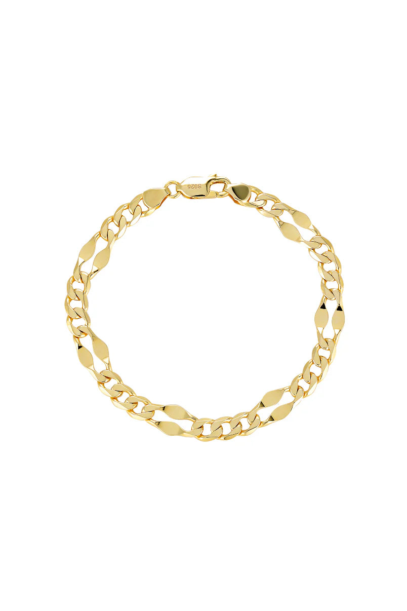 Porter Dean Bracelet in Gold — the Dean Bracelet is Porter’s elevated take on a classic Cuban chain, designed for timeless wear and effortless polish.
