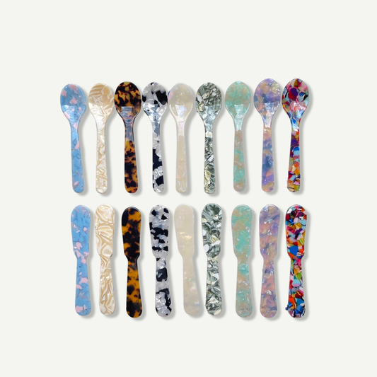 Saltist The Cutest Cutlery Sets: Tortoise Set — GiftOur sweetest little collection of spoons and butter knives for your hosting era.