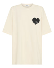 SŚAINT Black Heart Tee