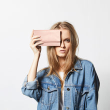 Status Anxiety 'Audrey' Wallet - Dusty Pink