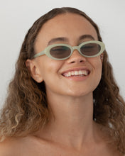 Lu Goldie 'Sylvie' Sunglasses - Matcha